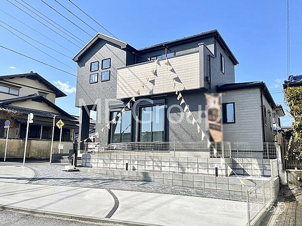 たっぷりの陽光と心地よい風が舞い込む住まい