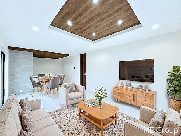 落ち着いた雰囲気のLDKは家族みんなの快適空間 ※家具はCGです