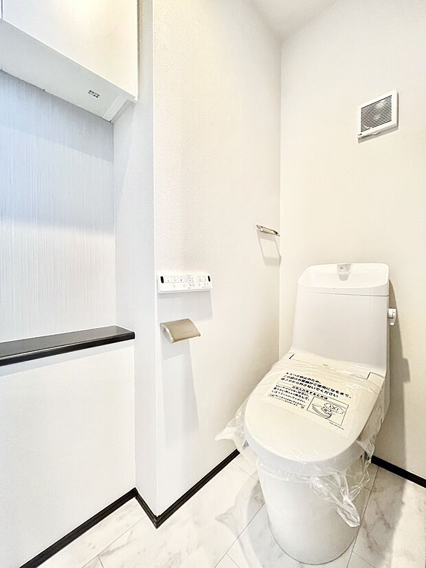 トイレは1階と2階それぞれに配置されていてとても便利です。