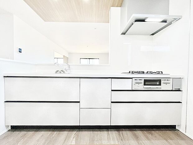 毎日使うキッチンだから、使いやすさ＆お手入れのしやすさにこだわりました。 