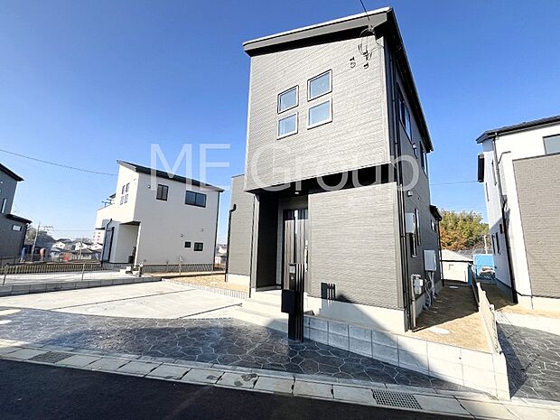 上質感あふれる外観デザイン。魅力の住まいを実現。 