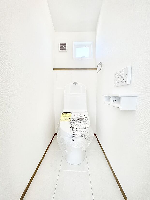 トイレは安心の2箇所!朝のバタバタも一安心です。