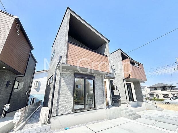 洗練された外観、上質な住空間が広がる室内は永く安心して過ごせる住居です。 