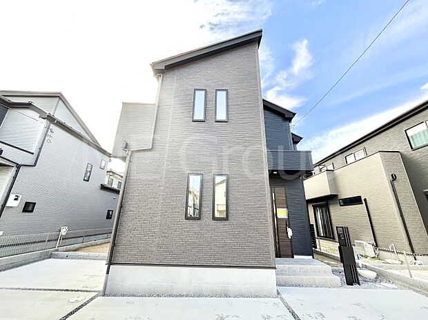 上質感あふれる外観デザイン。魅力の住まいを実現。