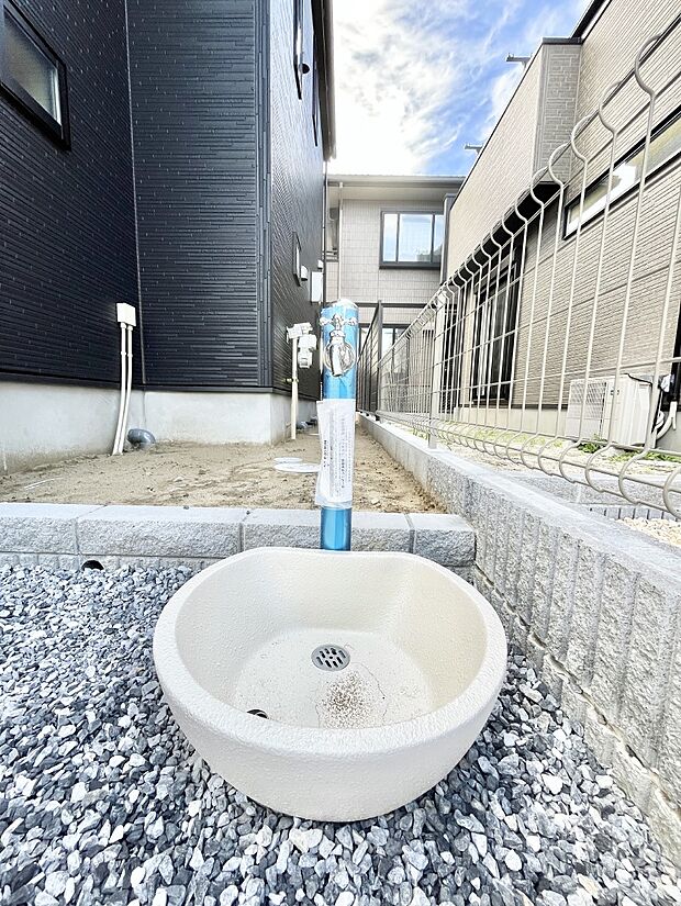 ガーデニングやお掃除に便利な外水栓