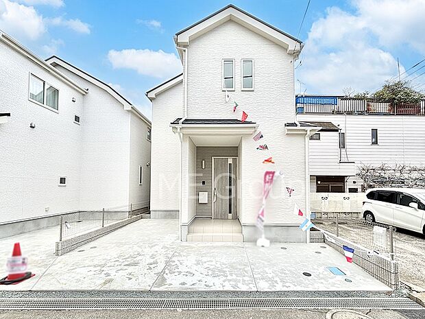 溢れる陽光でご家族の笑顔も輝く　