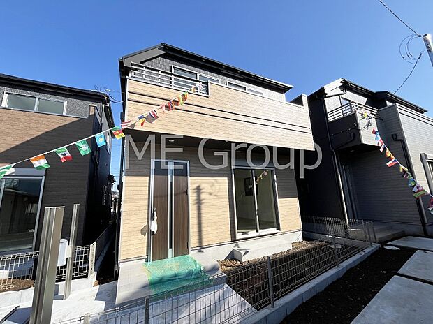 溢れる陽光でご家族の笑顔も輝く