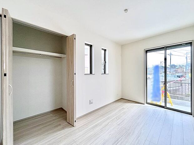 子供部屋にもおすすめな収納スペースたっぷりの居室