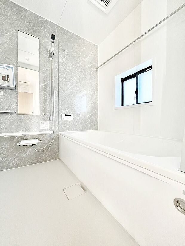 一日の疲れを癒やす大切なバスタイム。ゆっくりとお風呂を楽しんで疲れをとりたいですね!