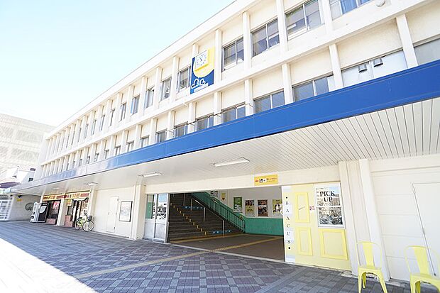 駅 2600m 内房線木更津駅