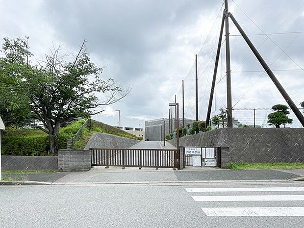 中学校 750m 千葉市立有吉中学校