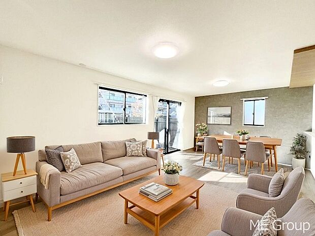 落ち着いた雰囲気のＬＤＫは家族みんなの快適空間　※家具はCGです