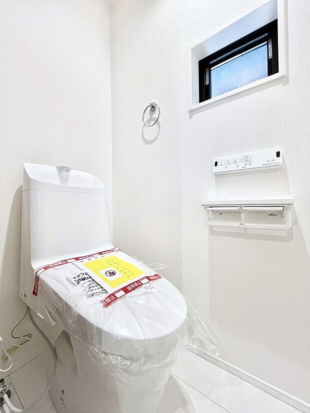 トイレは1階と2階それぞれに配置されていてとても便利です。 