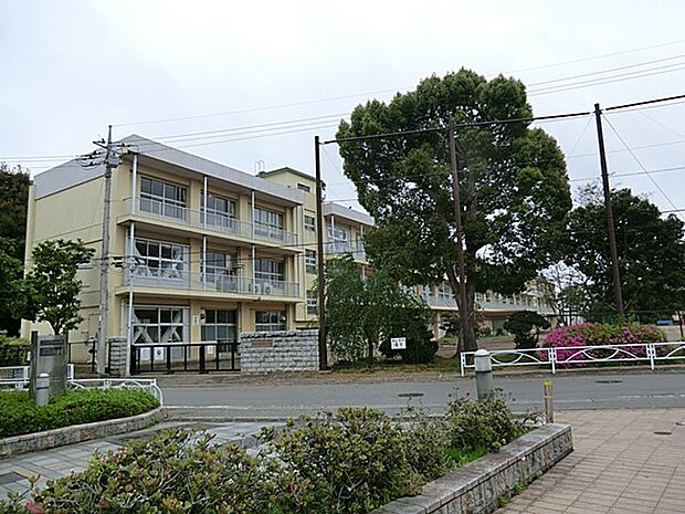 小学校 1120m 千葉市立誉田小学校