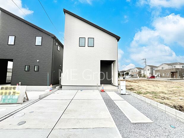 洗練された外観、上質な住空間が広がる室内は永く安心して過ごせる住居です。