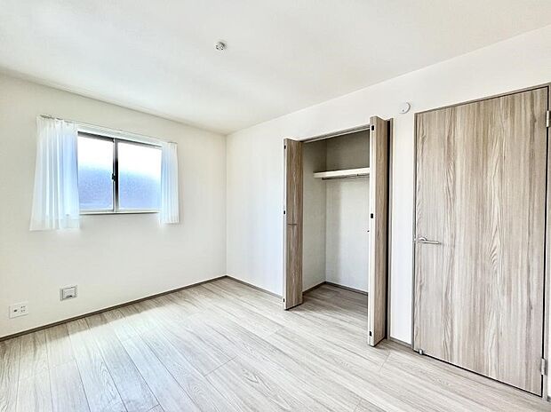 収納が充実しているので居住スペースを広々使えます