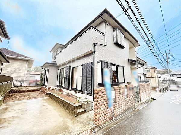 洗練された外観、上質な住空間が広がる室内は永く安心して過ごせる住居です