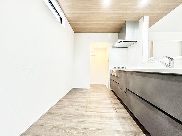 毎日使うキッチンだから、使いやすさ&お手入れのしやすさにこだわりました。