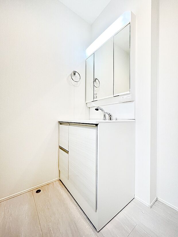 上質な洗面空間がゆとりの時間を演出