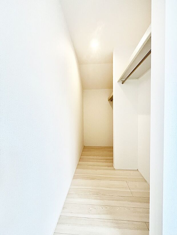 ウォークインクローゼットのある住まいでスッキリ快適な生活を