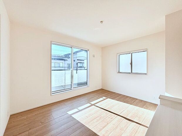 2面採光なので、明るく風通しも良く心地良い生活が送れます。