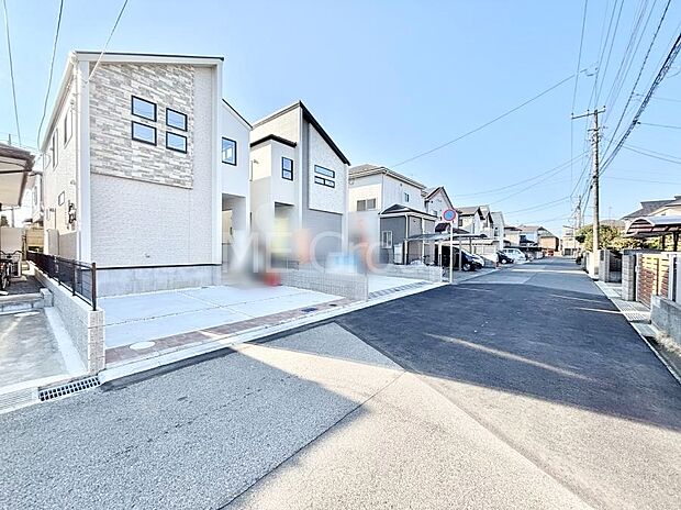 見通しの良さとともに、街並みに開放感を与えてくれます。 