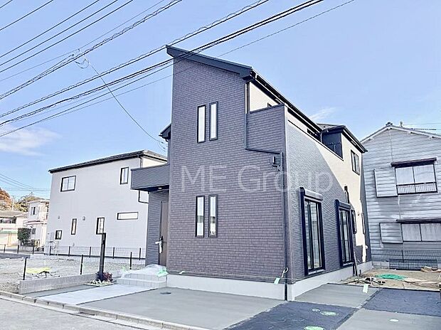 洗練された外観、上質な住空間が広がる室内は永く安心して過ごせる住居です。