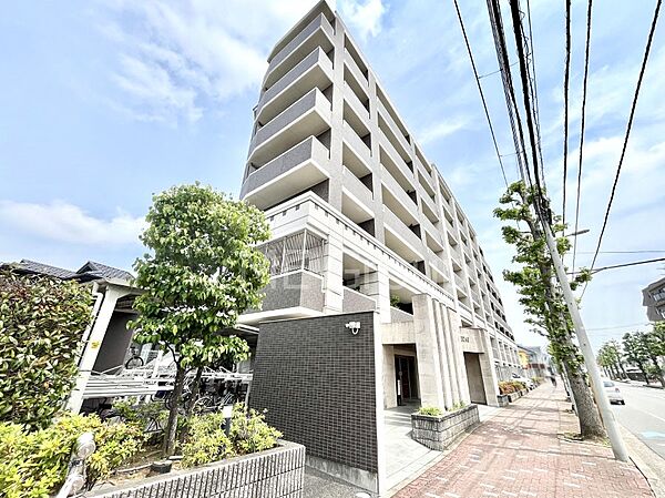 溢れる陽光でご家族の笑顔も輝く