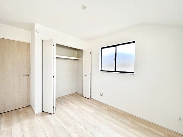 収納が充実しているので居住スペースを広々使えます