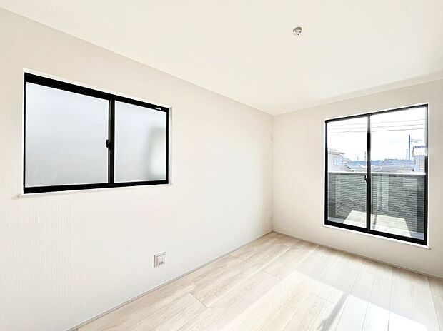 子ども部屋にぴったりの明るい空間。