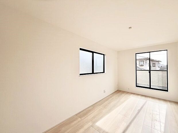 子ども部屋にぴったりの明るい空間。