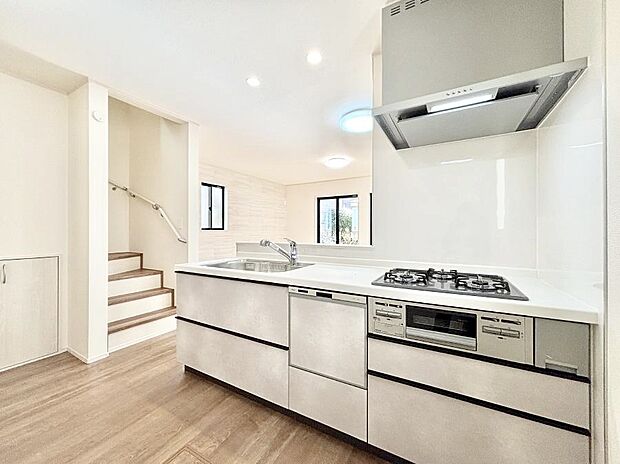 カウンター越しにお話しをしながら毎日のお料理をもっと楽しく