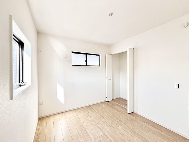 収納が充実しているので居住スペースを広々使えます