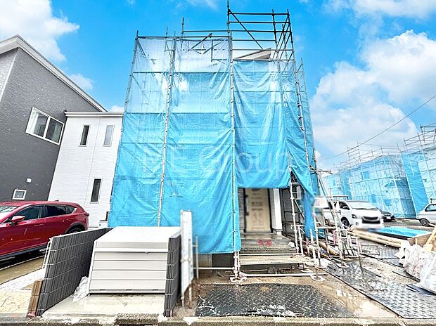 溢れる陽光でご家族の笑顔も輝く