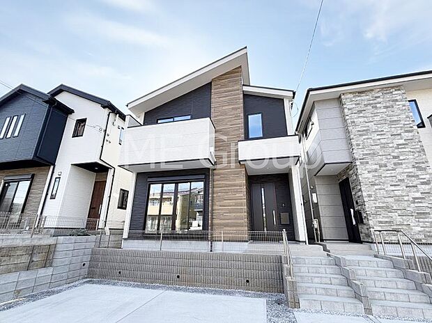 溢れる陽光でご家族の笑顔も輝く