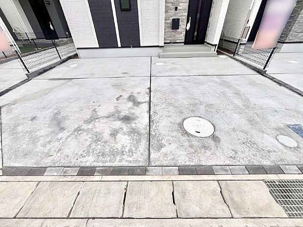 駐車2台可能！急なお客様の駐車に。また、ご家族の自転車スペースとしても大活躍。