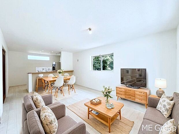 落ち着いた雰囲気のＬＤＫは家族みんなの快適空間※家具はCGです