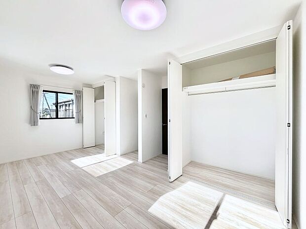 将来は2部屋にすることもできますね。お年頃になったら夢の個室にチェンジ！