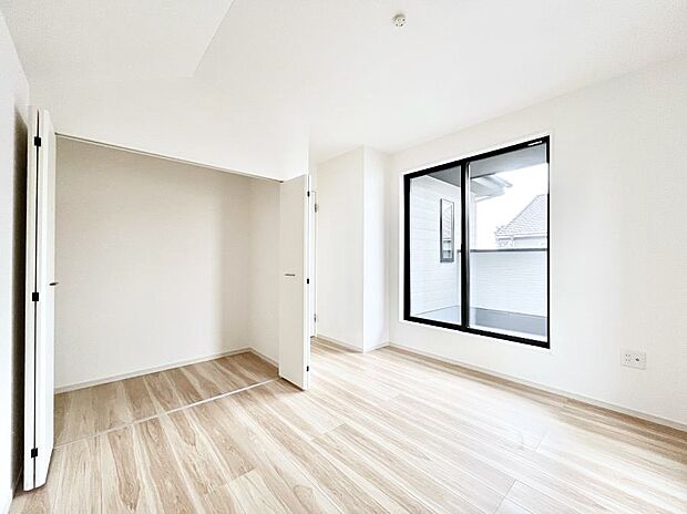 子供部屋にもおすすめな収納スペースたっぷりの居室