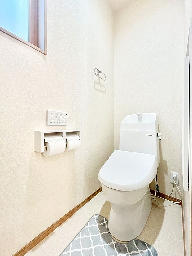トイレは温水洗浄機能付き