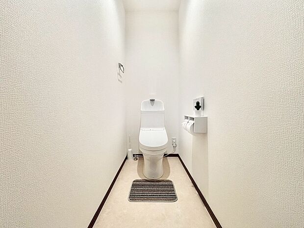 トイレは温水洗浄機能付き