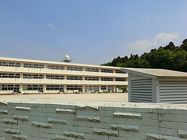 小学校 1200m 八街市立八街北小学校