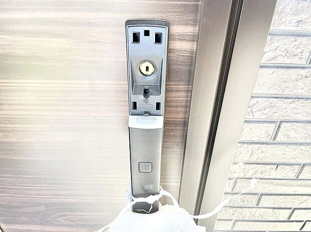 スマートに開錠できる電子キー