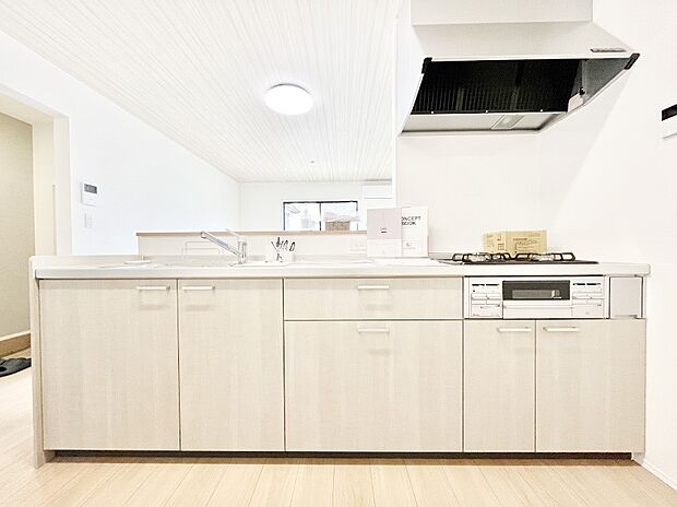 毎日使うキッチンだから、使いやすさ&お手入れのしやすさにこだわりました。