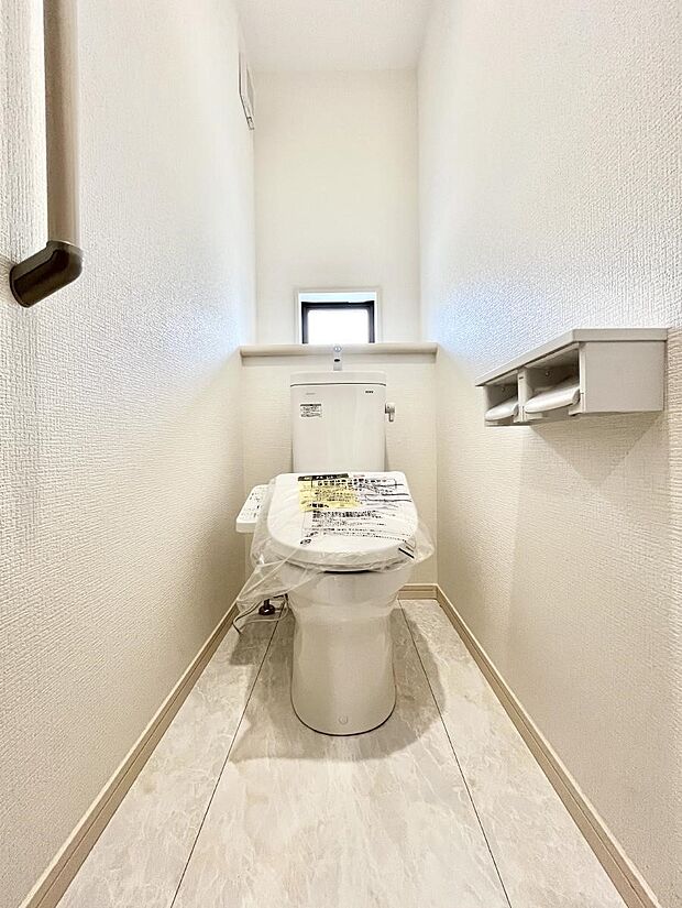 ウォシュレット付きトイレが1階と2階それぞれに配置されていてとても便利です。 