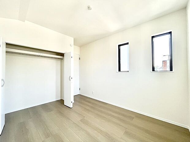 収納が充実しているので居住スペースを広々使えます