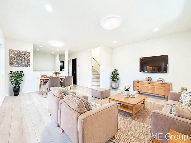 落ち着いた雰囲気のＬＤＫは家族みんなの快適空間※家具はCGです