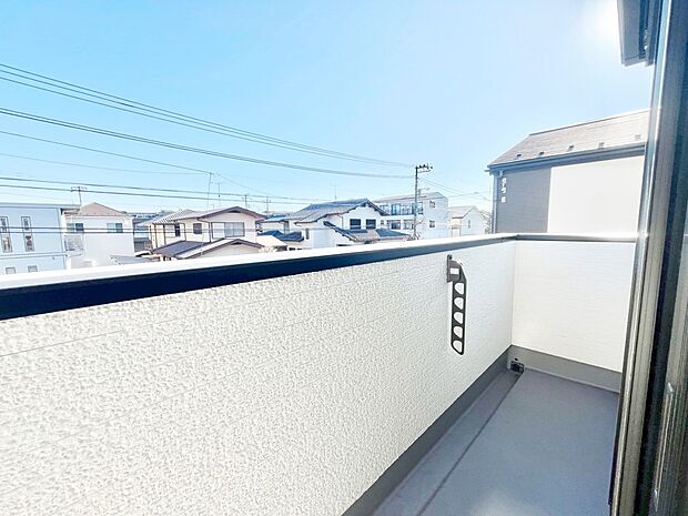 風通しの良いバルコニー