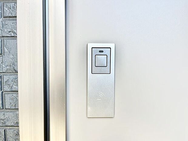 スマートに開錠できる電子キー