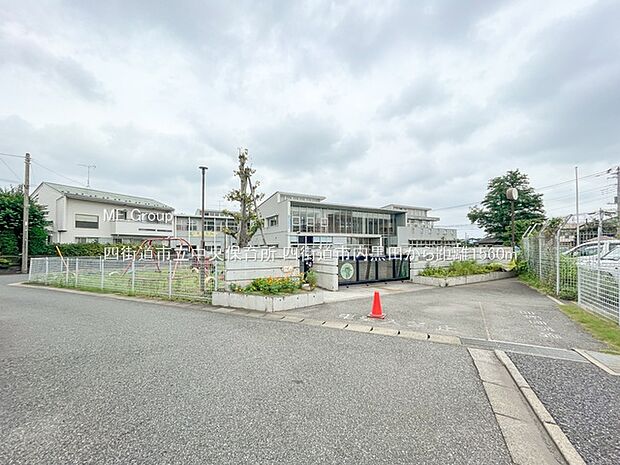 幼稚園・保育園 1560m 四街道市立中央保育所